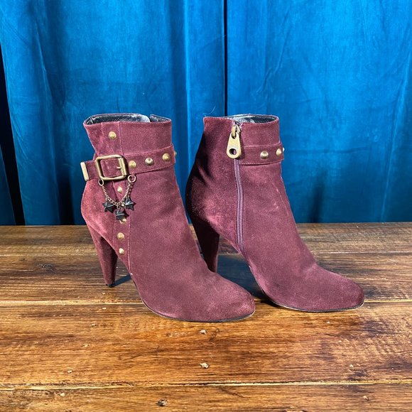 Marc Jacobs Studded Suede Booties w/ Stars - Picture 1 of 13